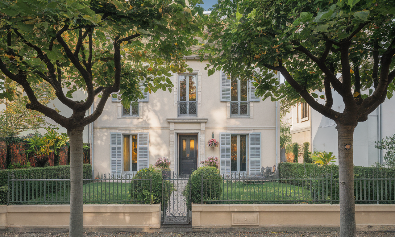 Façade d'une maison à vendre à Corbeil-Essonnes